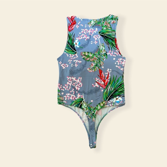 Revamped Bodysuit - Picture 4 of 4